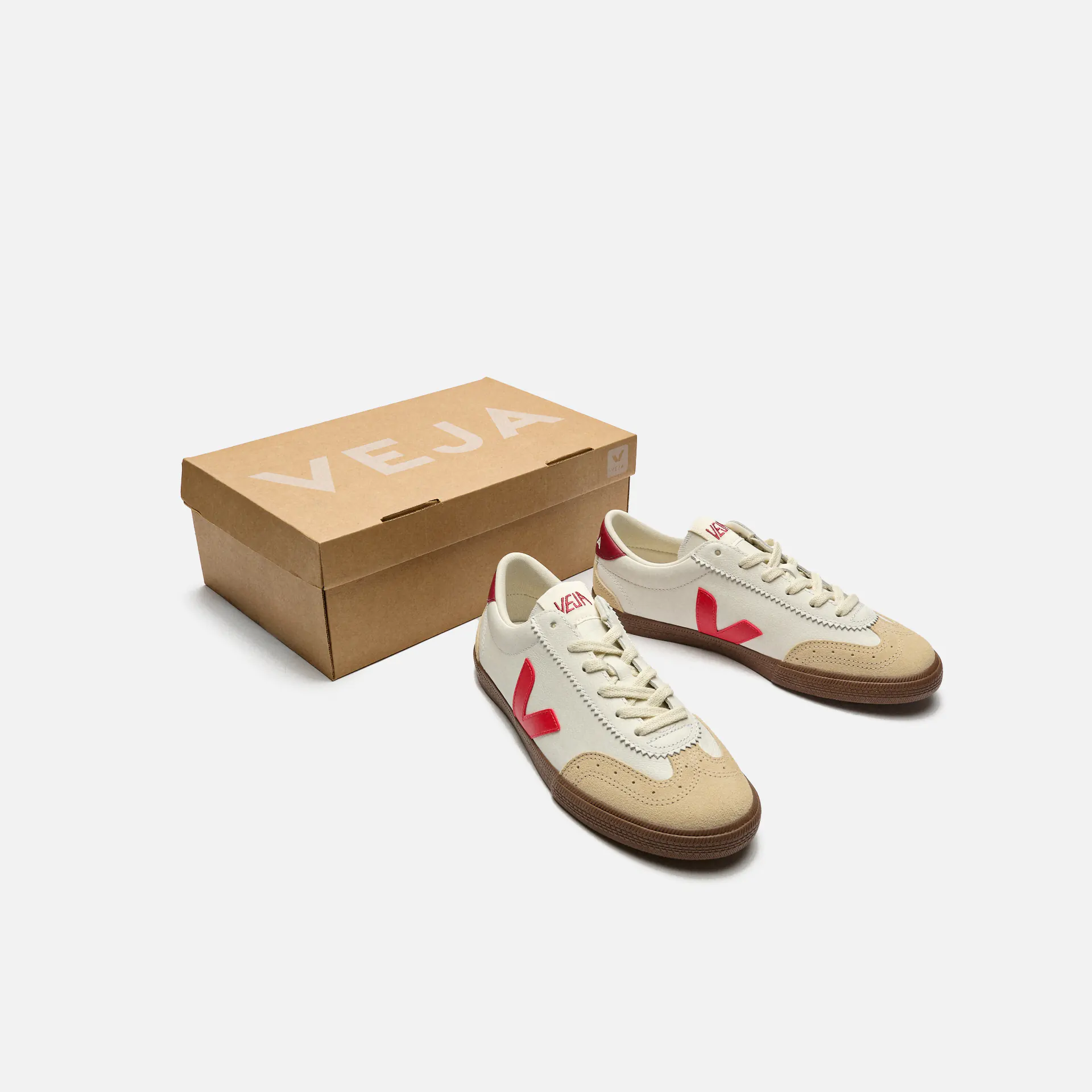 Veja Volley O.T. Leather Sneaker White/Peking/Bark